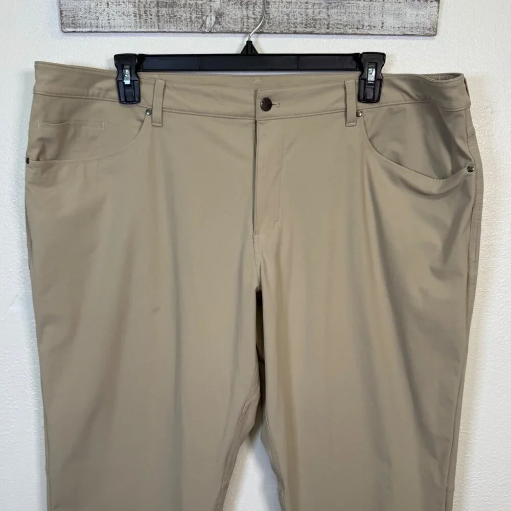 Lululemon Pants Men 44x31 Brown ABC Classic Fit Warpstreme 5 Pocket Performance